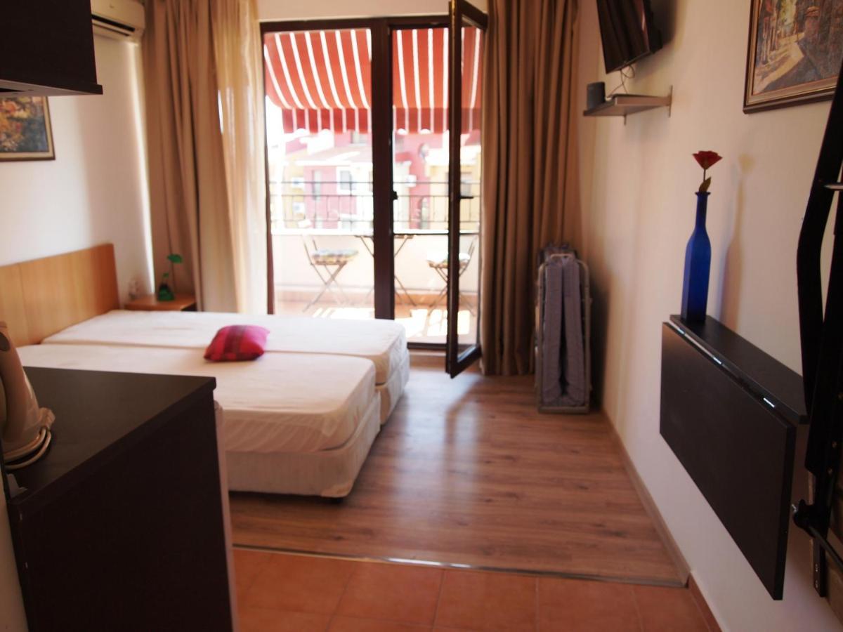 Visit Sunny Beach Marina Apartments Равда Номер фото