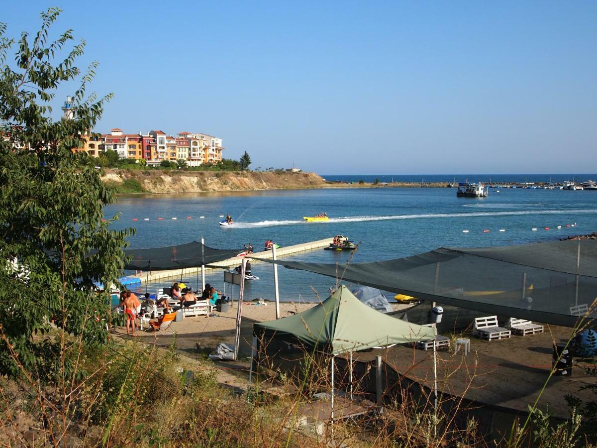 Visit Sunny Beach Marina Apartments Равда Экстерьер фото