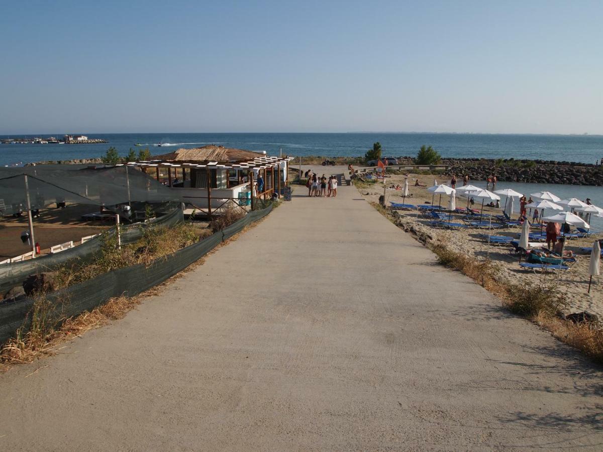 Visit Sunny Beach Marina Apartments Равда Экстерьер фото