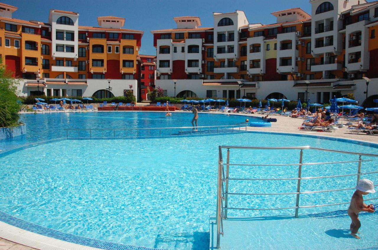 Visit Sunny Beach Marina Apartments Равда Экстерьер фото